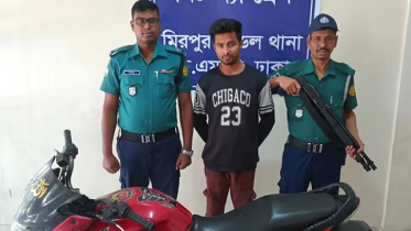 শেওড়াপাড়ায় চাপাতি ঠেকিয়ে ছিনতাইয়ের ঘটনায় গ্রেপ্তার ১