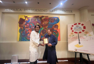Journalist Md Kamruzzaman Honored at New York Bangla Book Fair